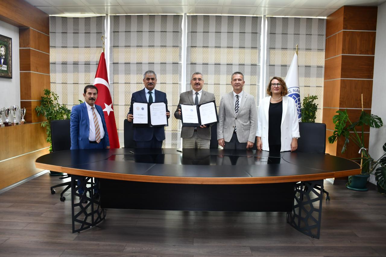 Namık Kemal Üniversitesi1